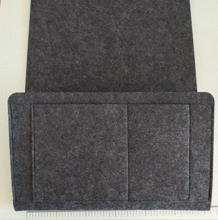 Bett-Organizer aus Filz in Schwarz
